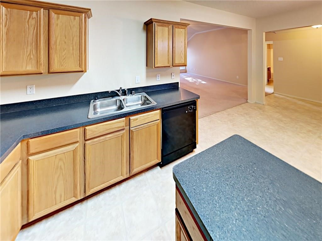 960 Crowder Drive Crowley TX 76036