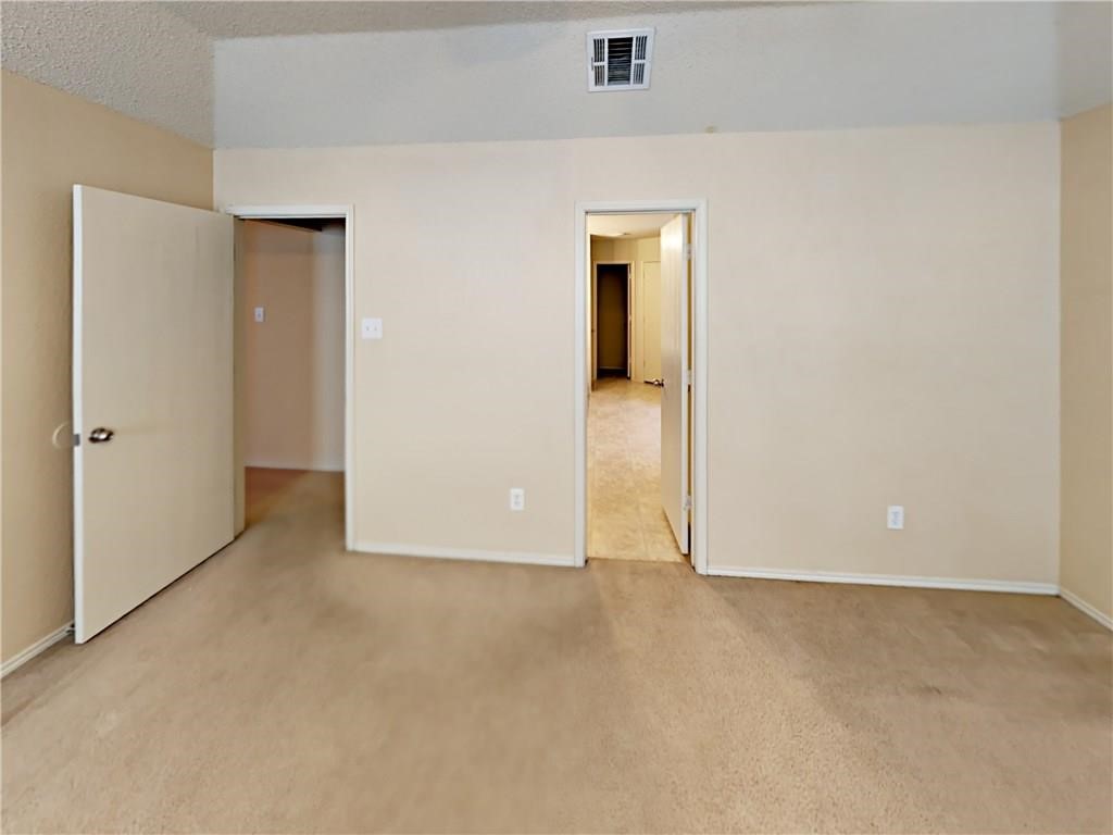 960 Crowder Drive Crowley TX 76036