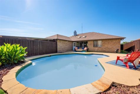 4610 Westlake Drive Garland TX 75043