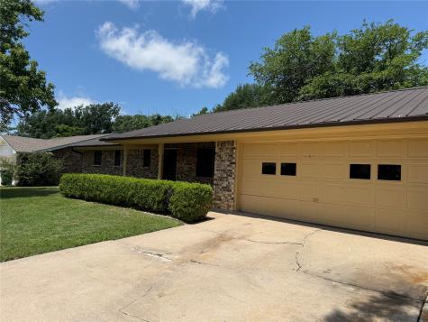2545 Phelps Street Stephenville TX 76401