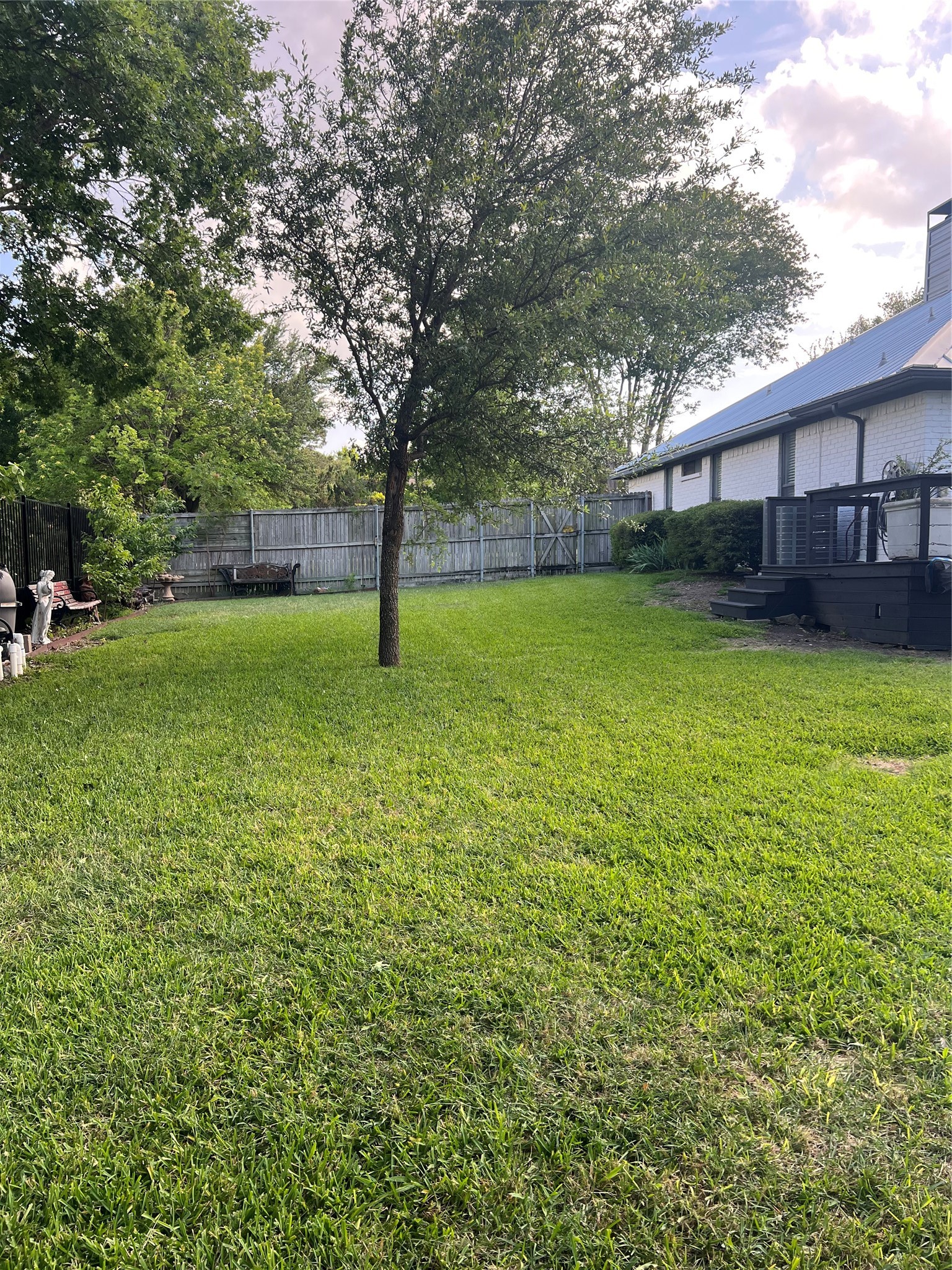 6201 Baymar Lane Dallas TX 75252