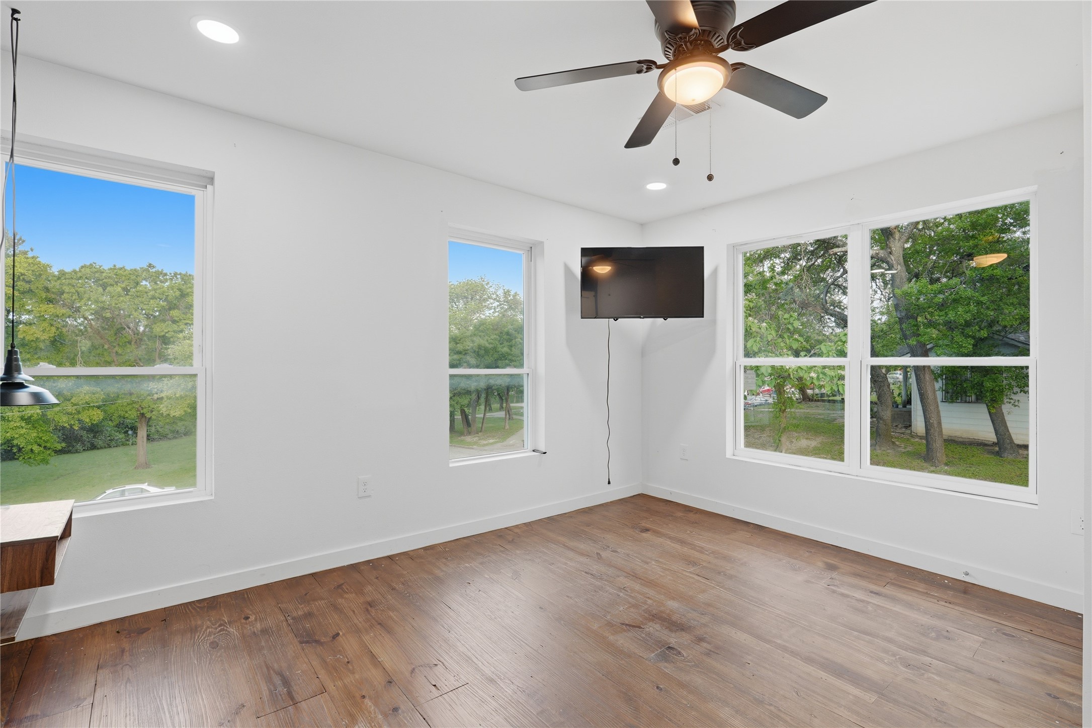 1831 Alabama Avenue Dallas TX 75216
