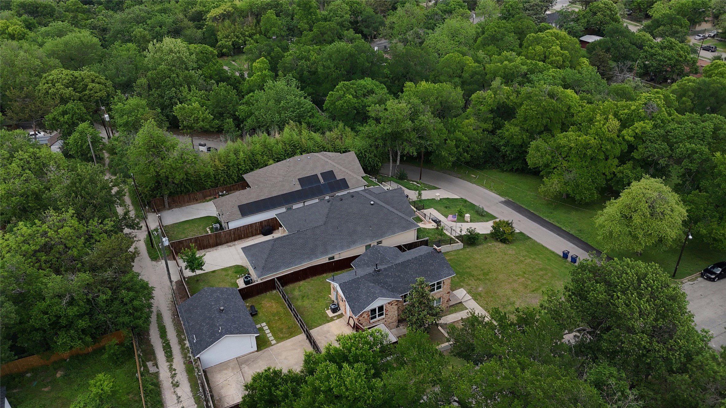 1831 Alabama Avenue Dallas TX 75216