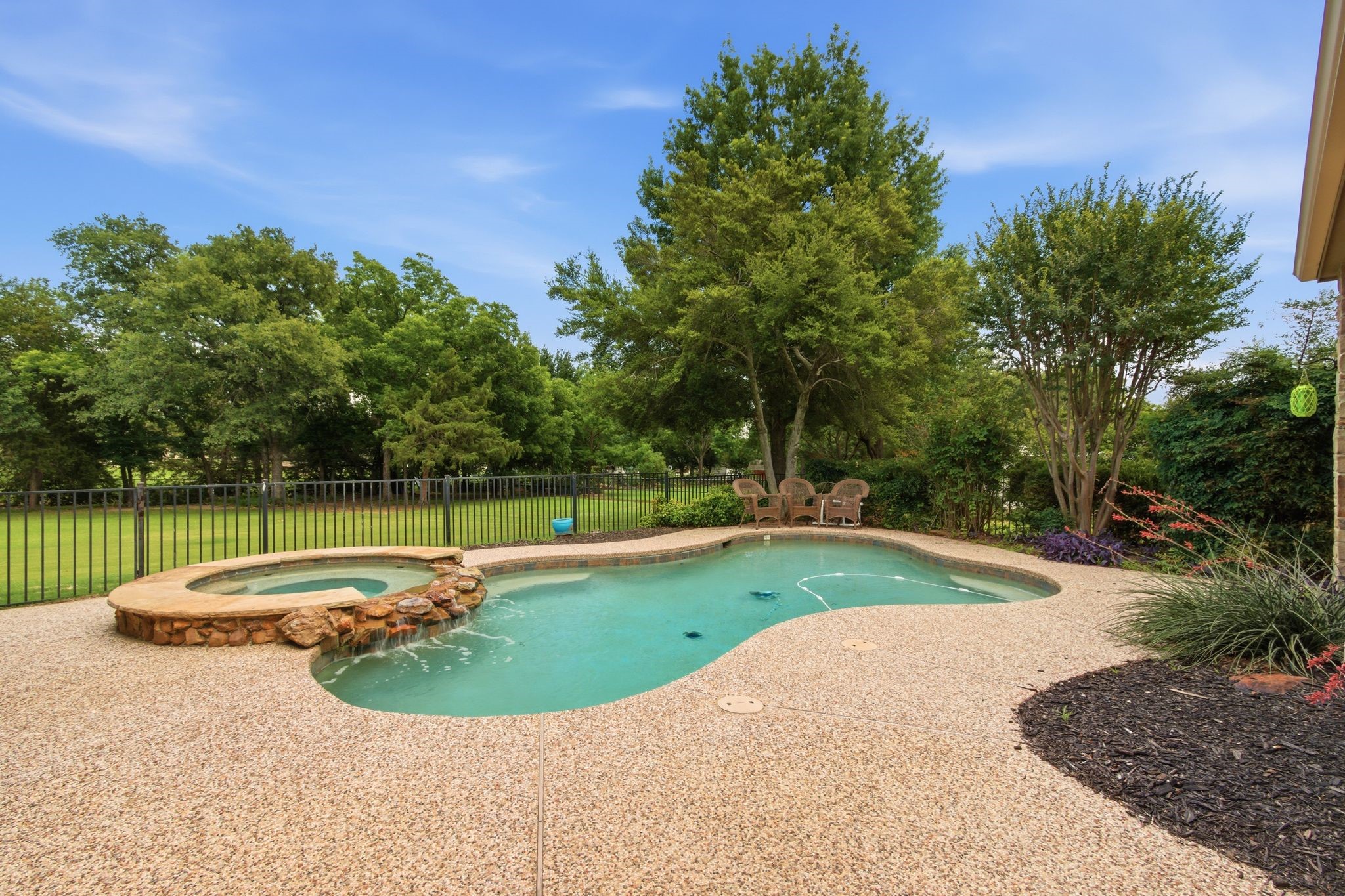 303 Highland Court Double Oak TX 75077