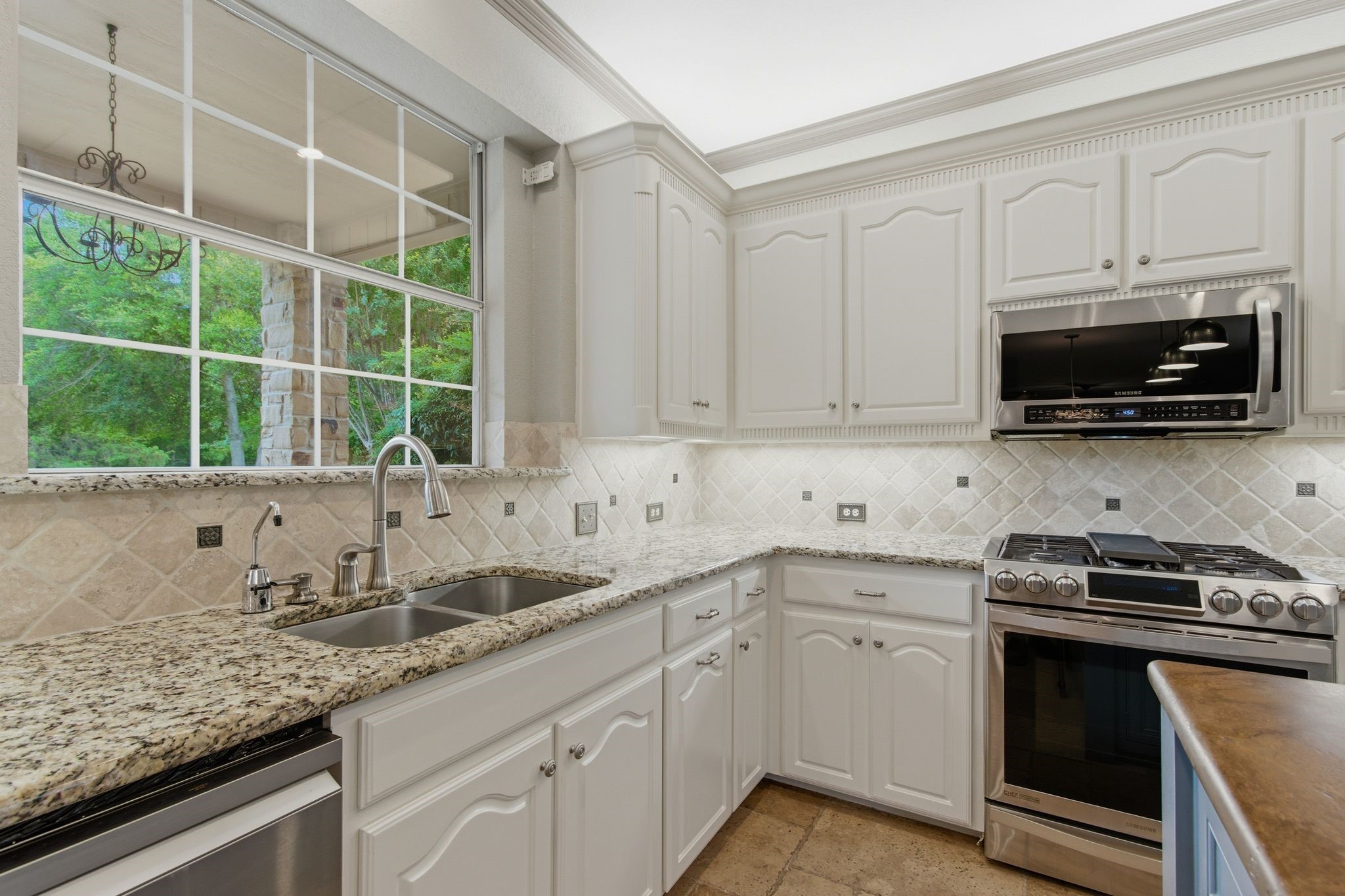 303 Highland Court Double Oak TX 75077