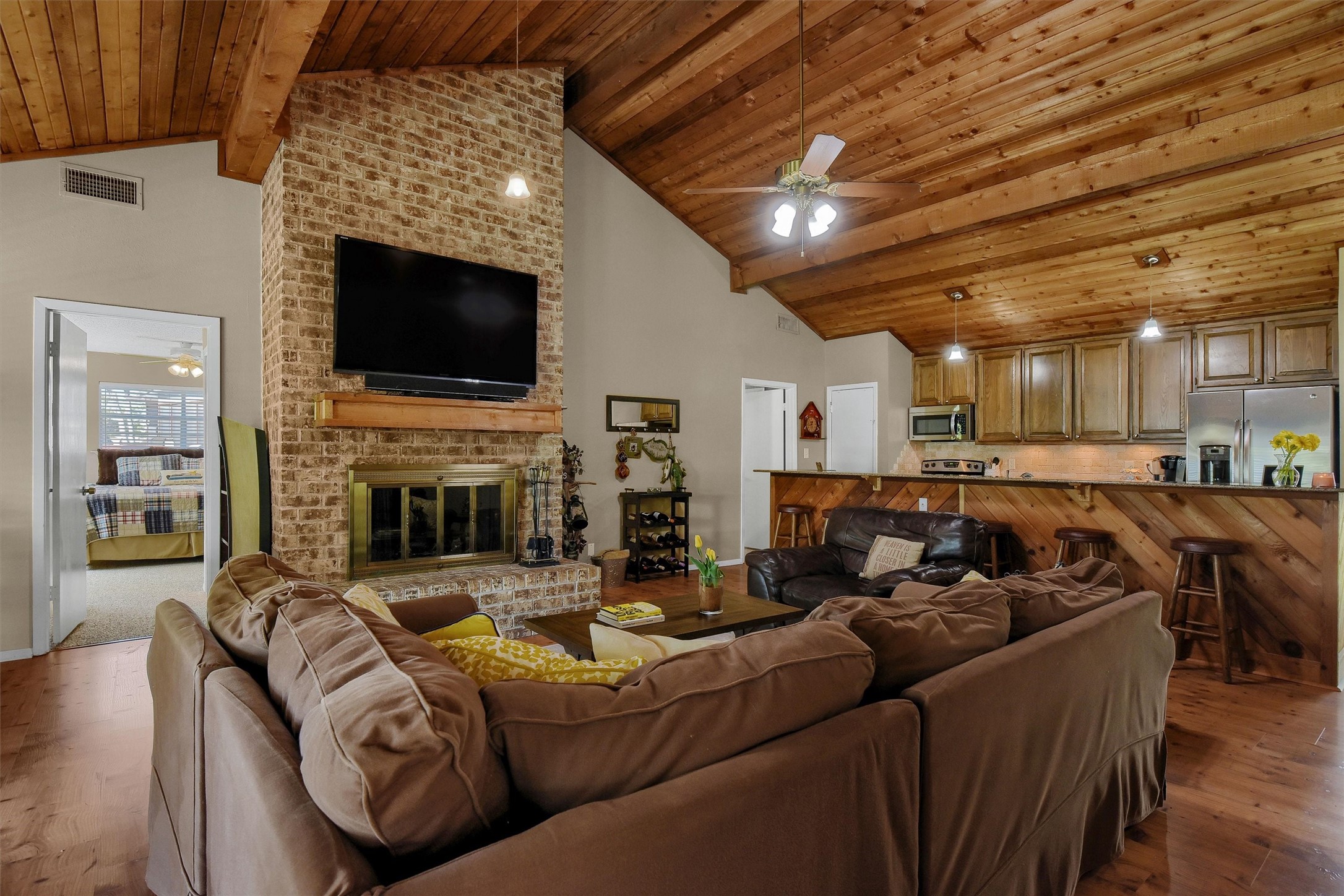 1214 Kiowa Drive E Lake Kiowa TX 76240