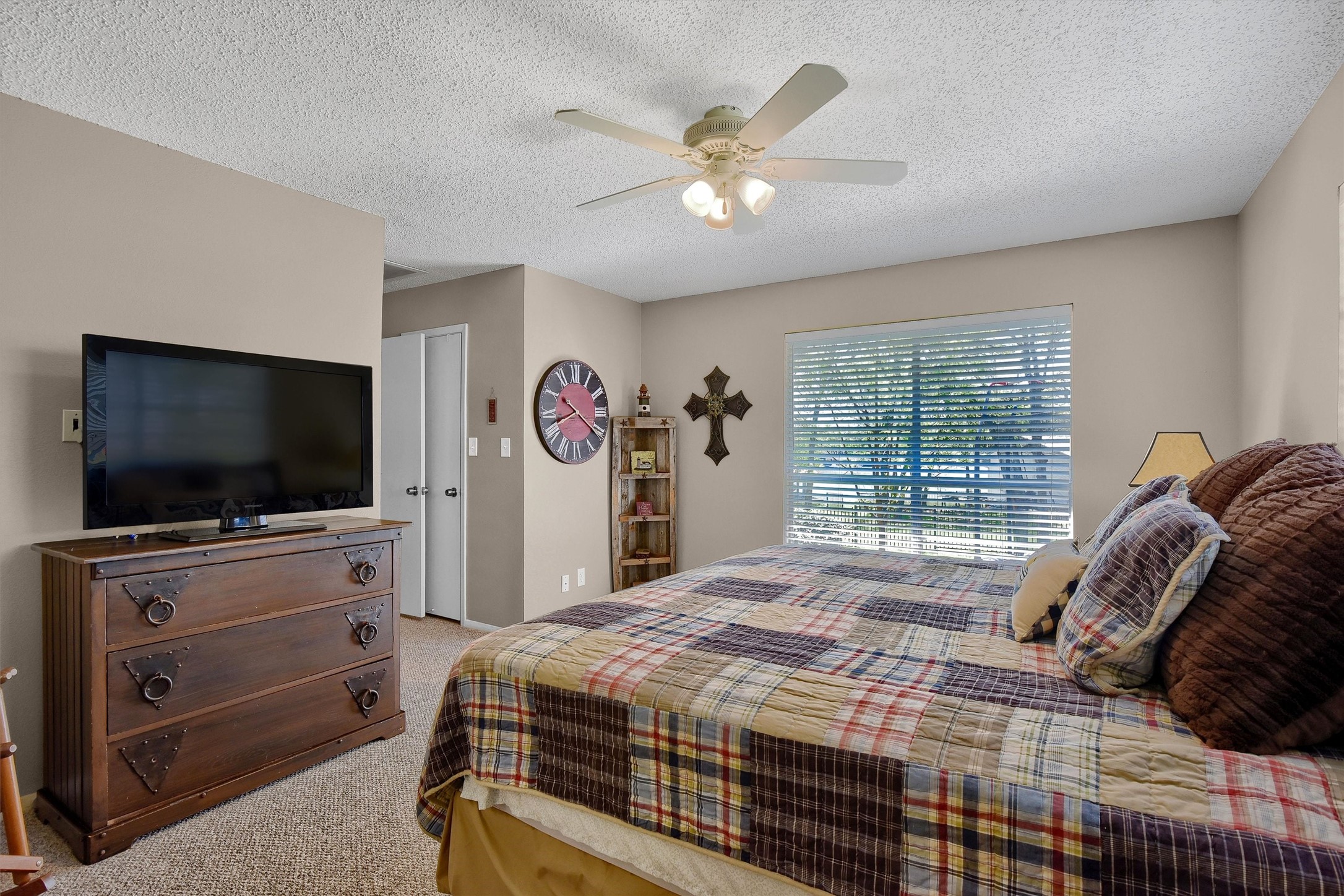 1214 Kiowa Drive E Lake Kiowa TX 76240