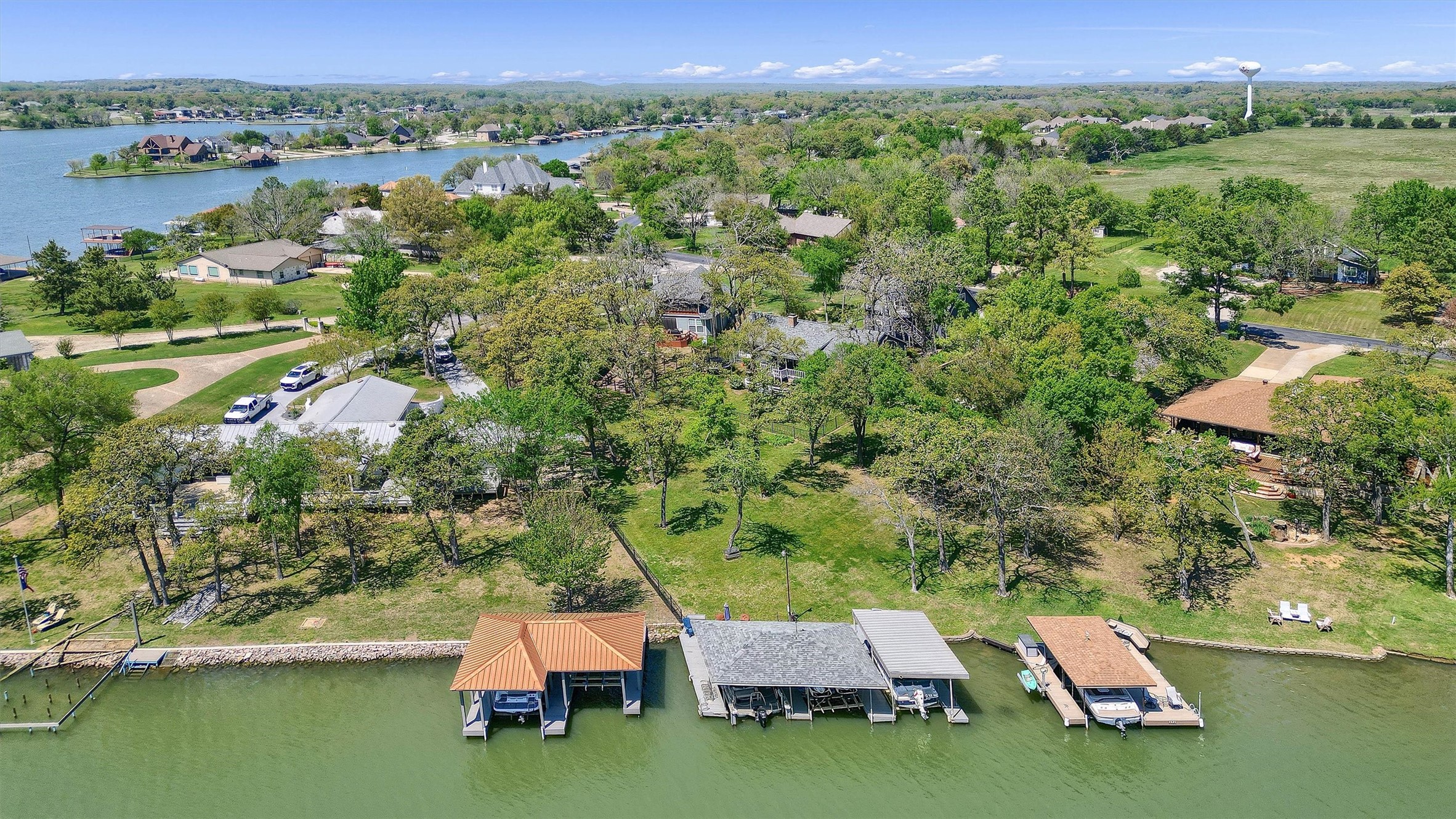1214 Kiowa Drive E Lake Kiowa TX 76240