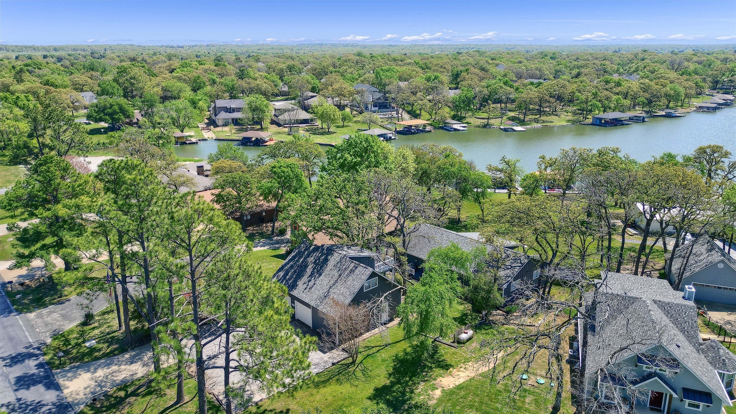 1214 Kiowa Drive E Lake Kiowa TX 76240