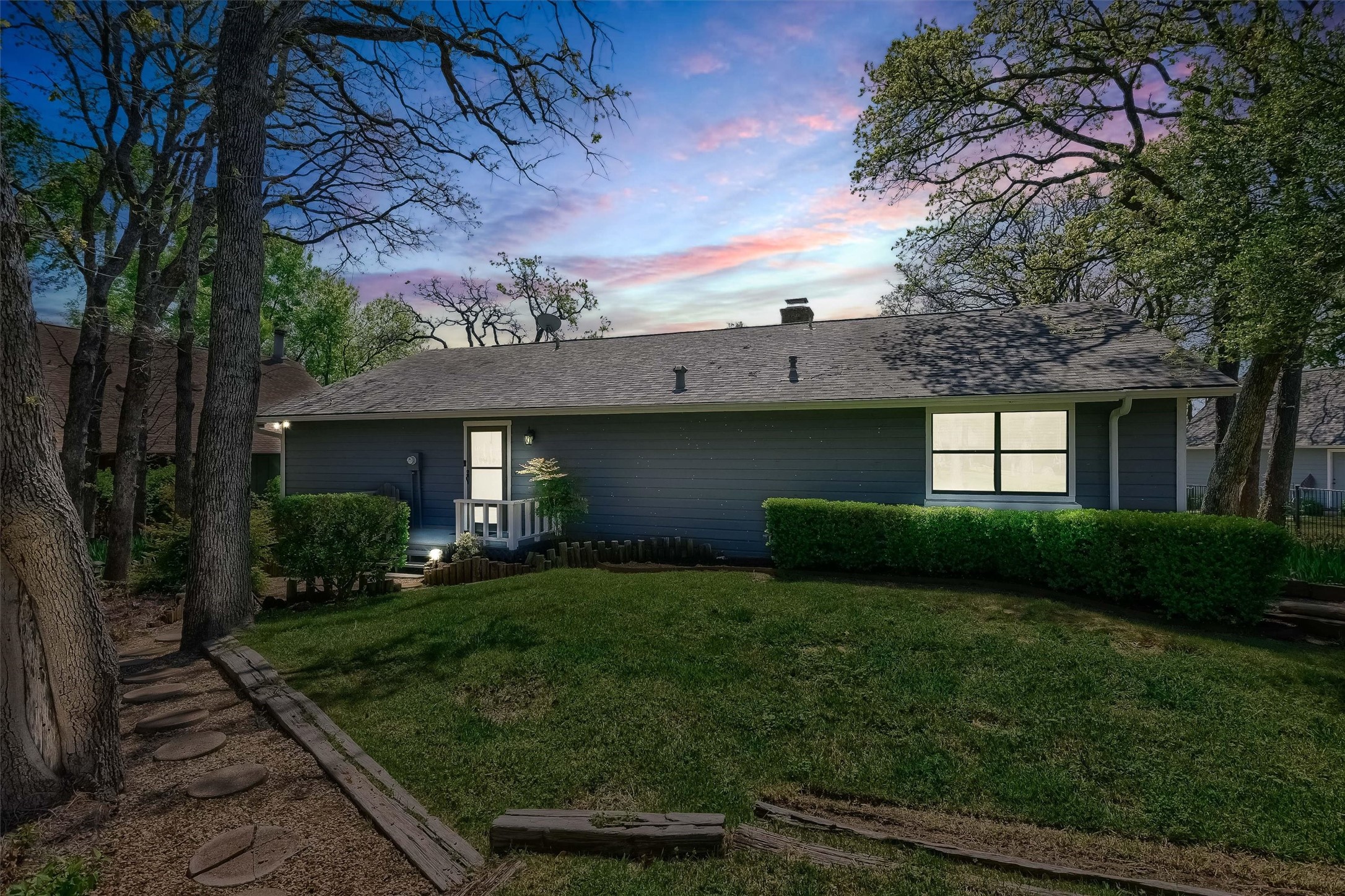 1214 Kiowa Drive E Lake Kiowa TX 76240