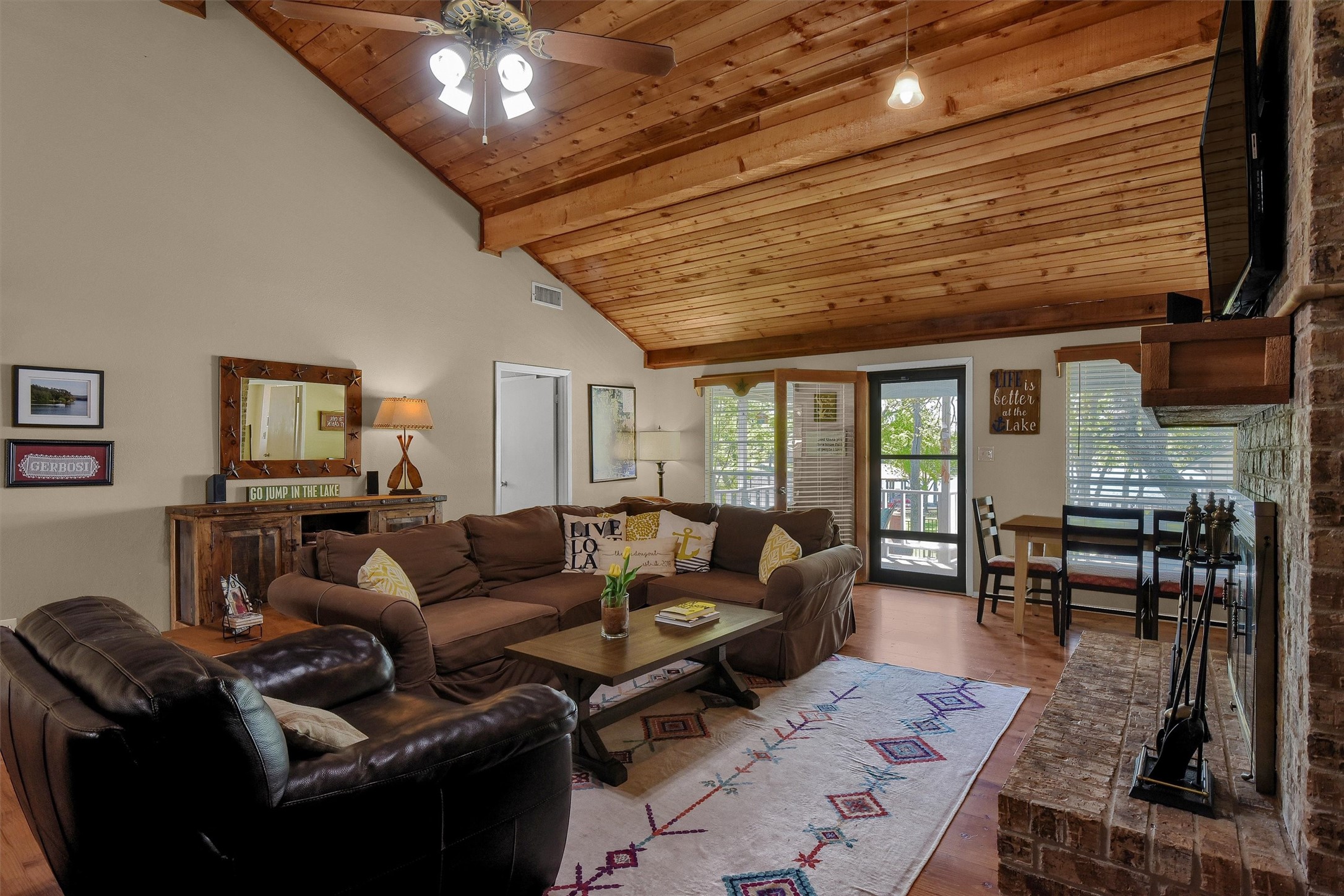 1214 Kiowa Drive E Lake Kiowa TX 76240