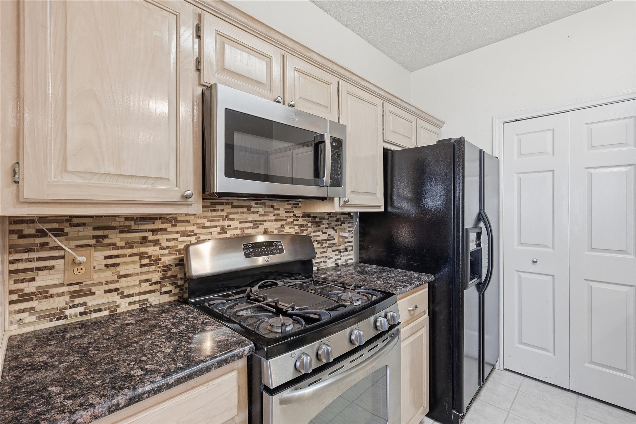 1740 Creekbend Drive Lewisville TX 75067