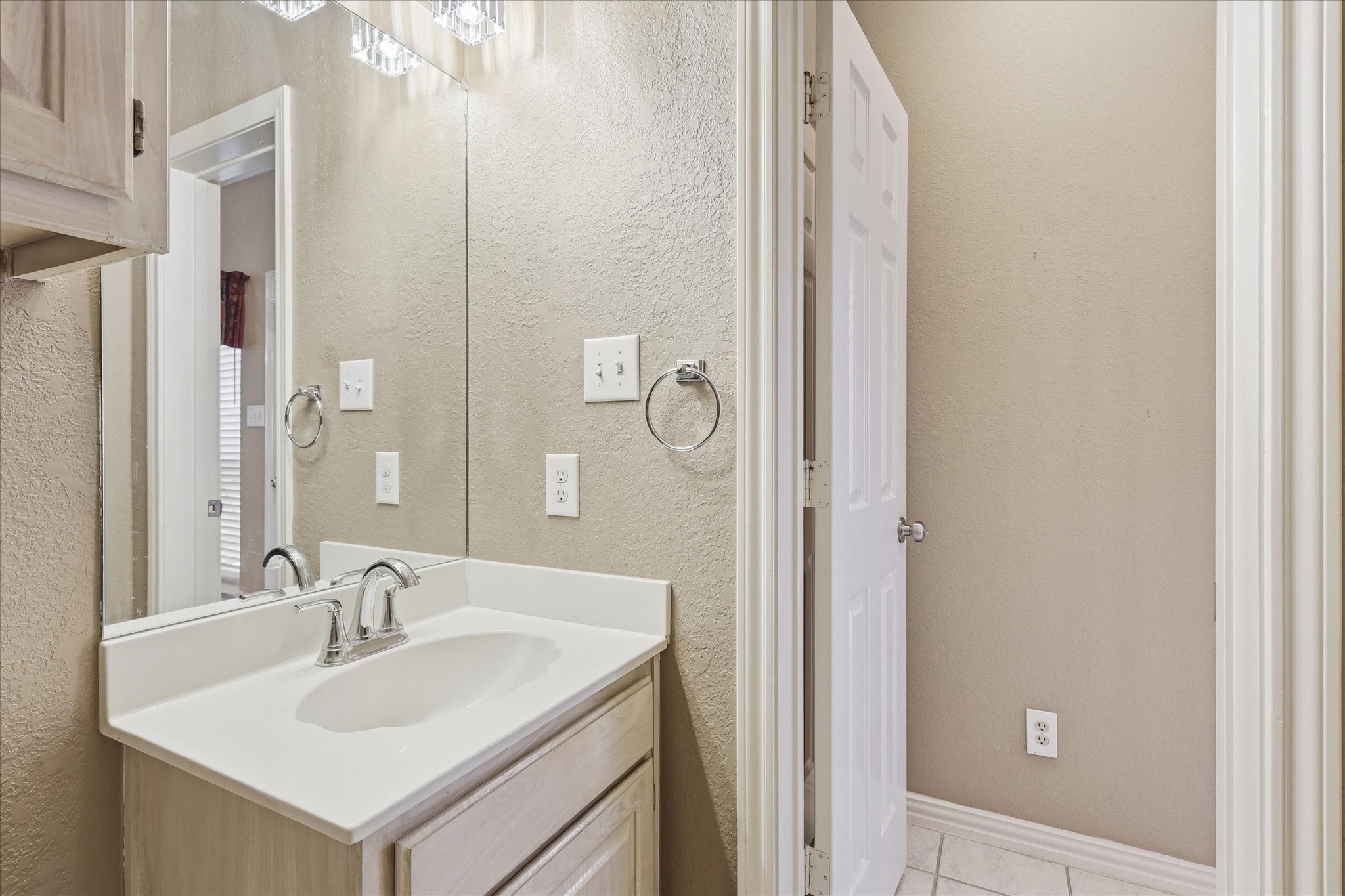 1740 Creekbend Drive Lewisville TX 75067