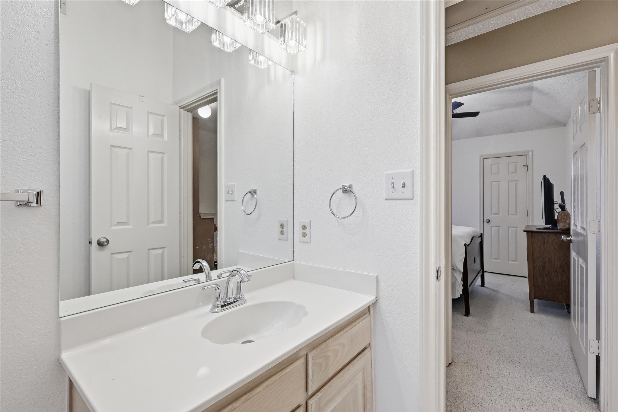 1740 Creekbend Drive Lewisville TX 75067
