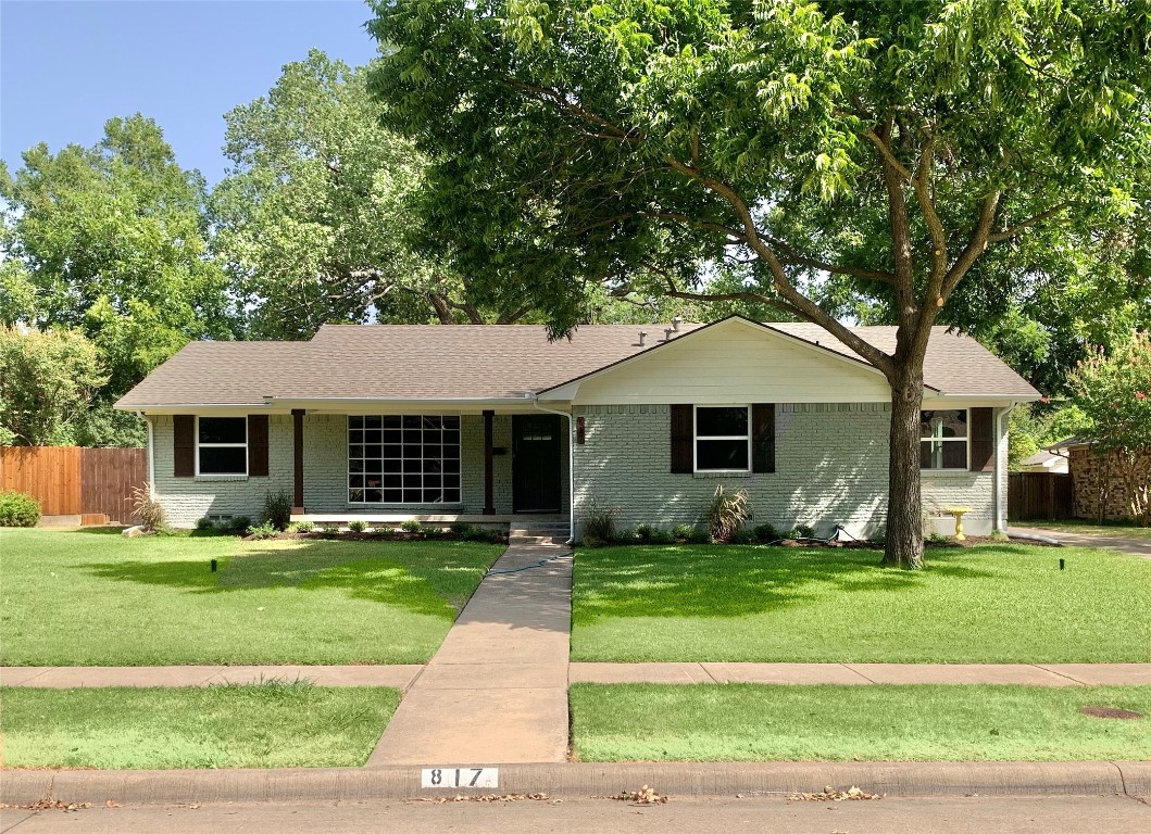 817 Kingsbridge Drive Garland TX 75040