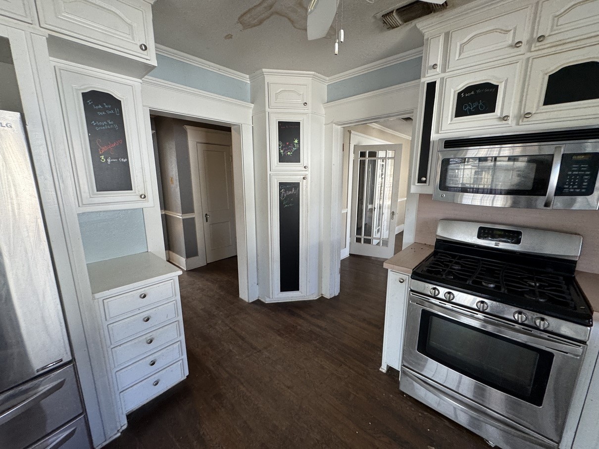 805 Prairie Avenue Cleburne TX 76033