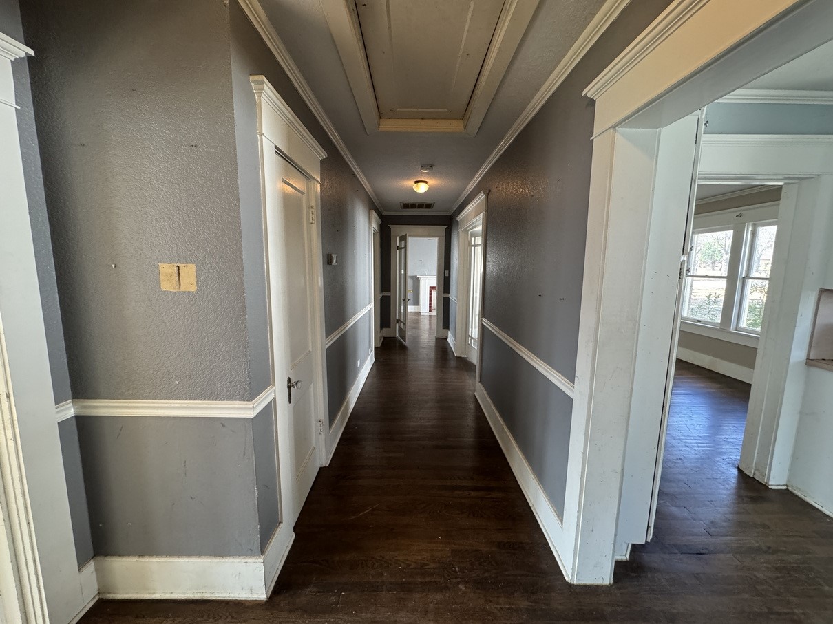 805 Prairie Avenue Cleburne TX 76033