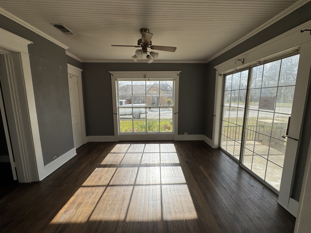 805 Prairie Avenue Cleburne TX 76033