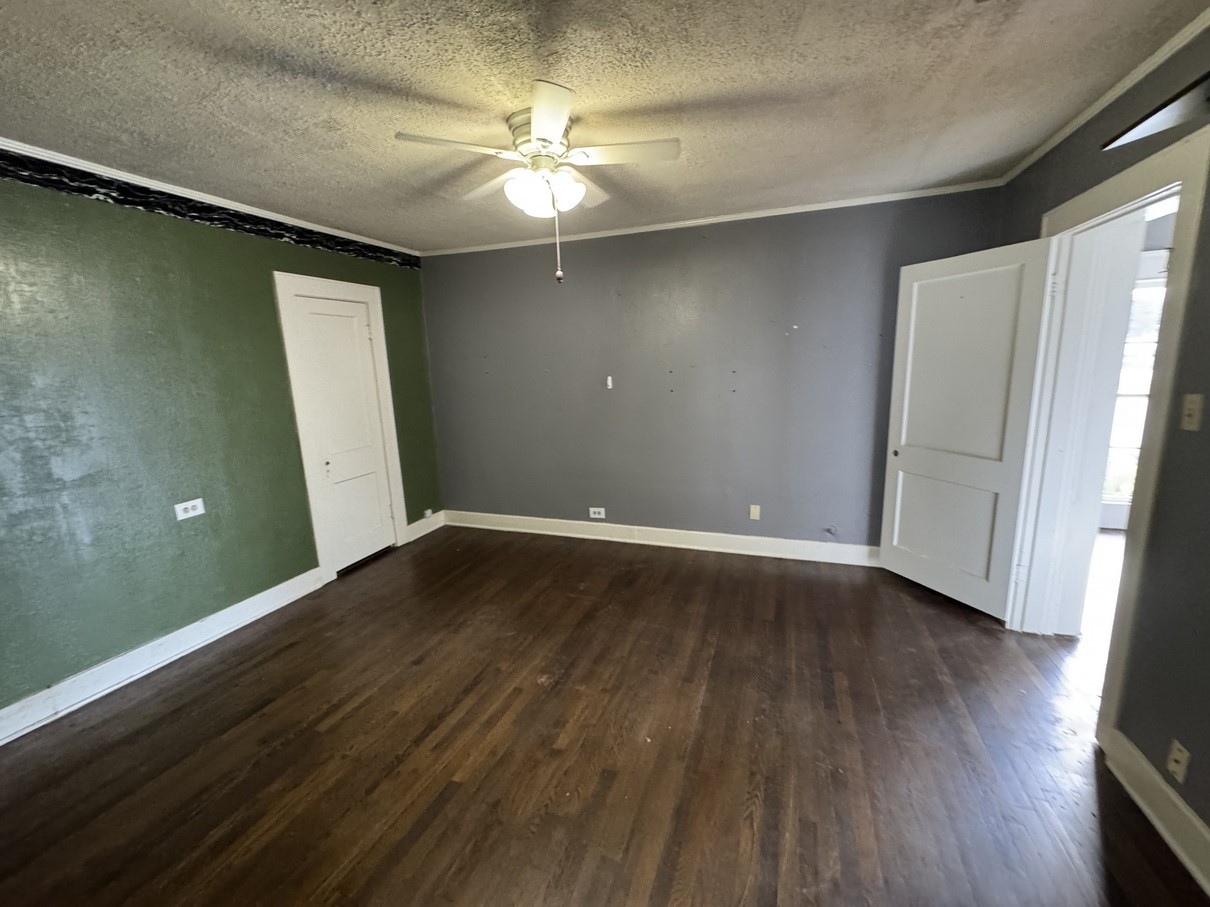 805 Prairie Avenue Cleburne TX 76033