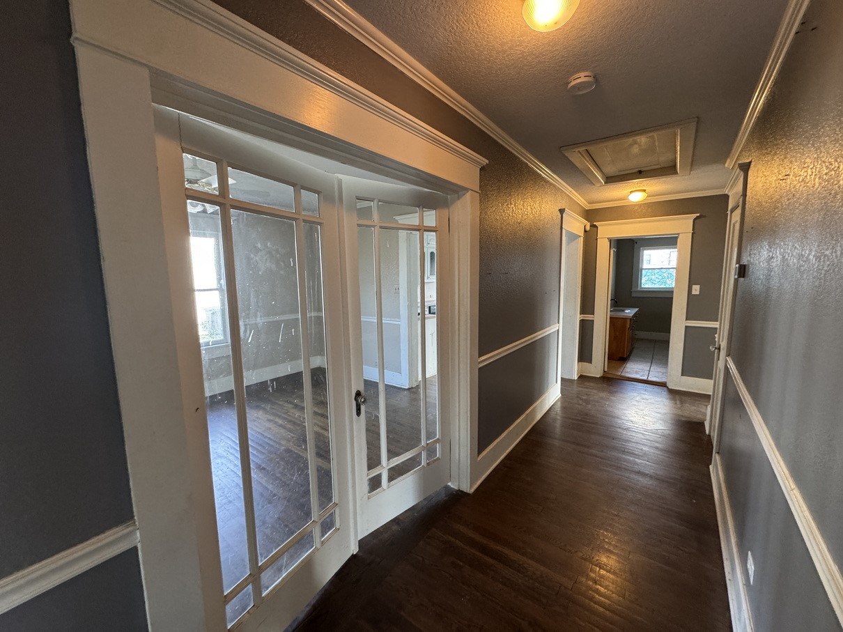 805 Prairie Avenue Cleburne TX 76033