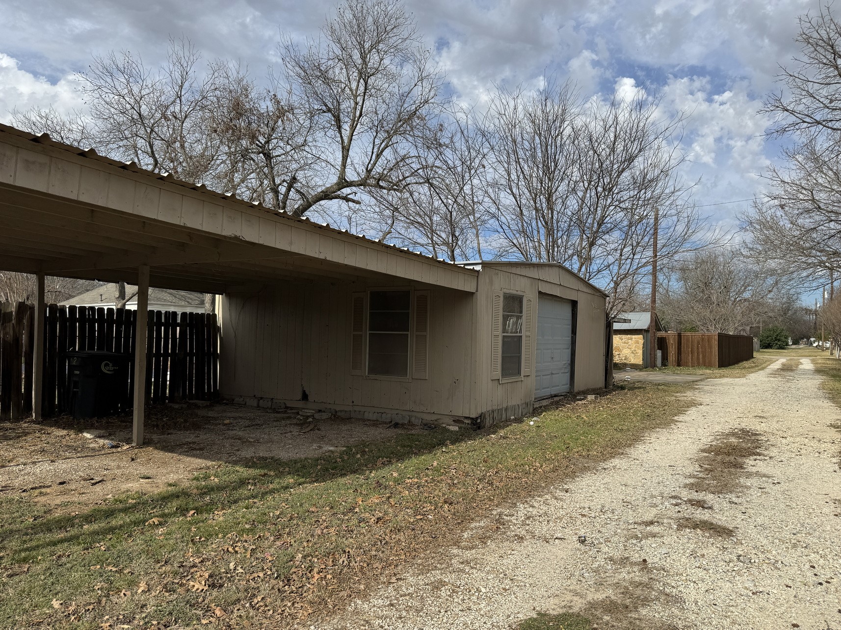 805 Prairie Avenue Cleburne TX 76033