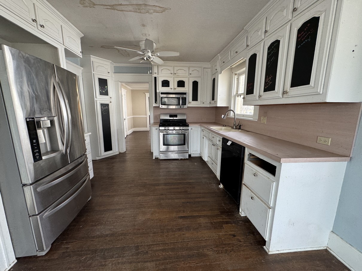 805 Prairie Avenue Cleburne TX 76033