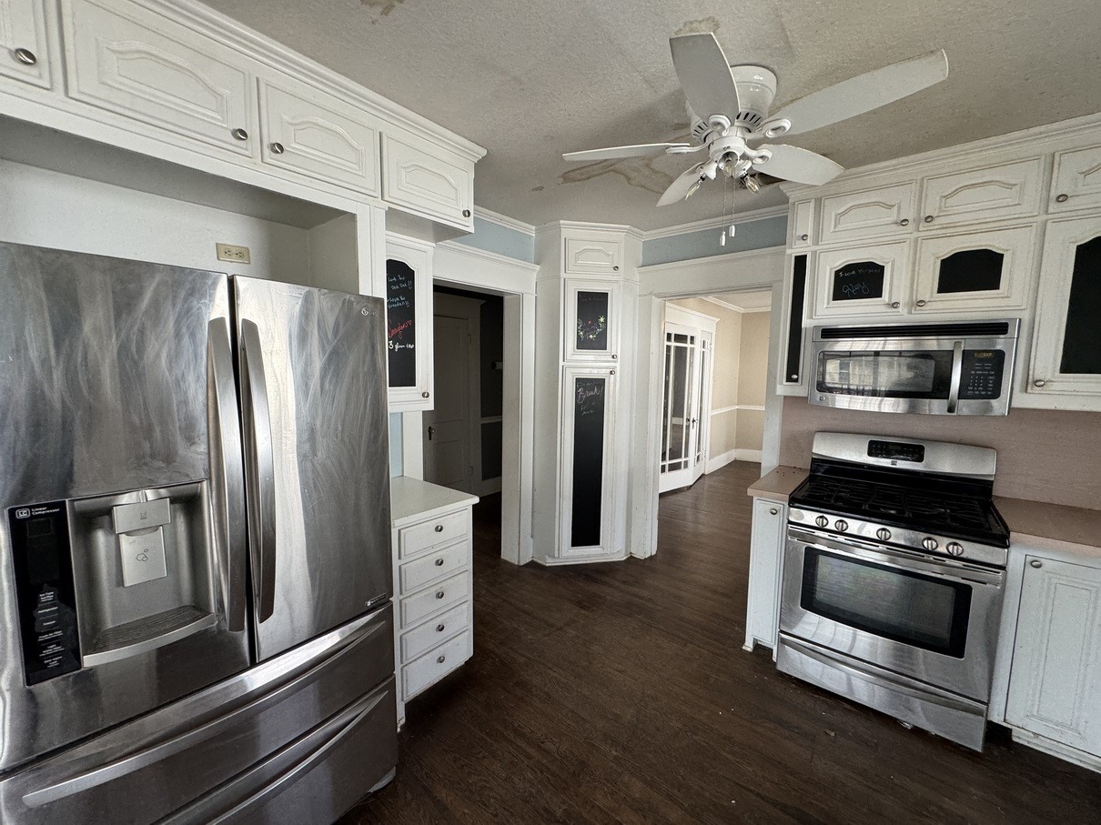805 Prairie Avenue Cleburne TX 76033