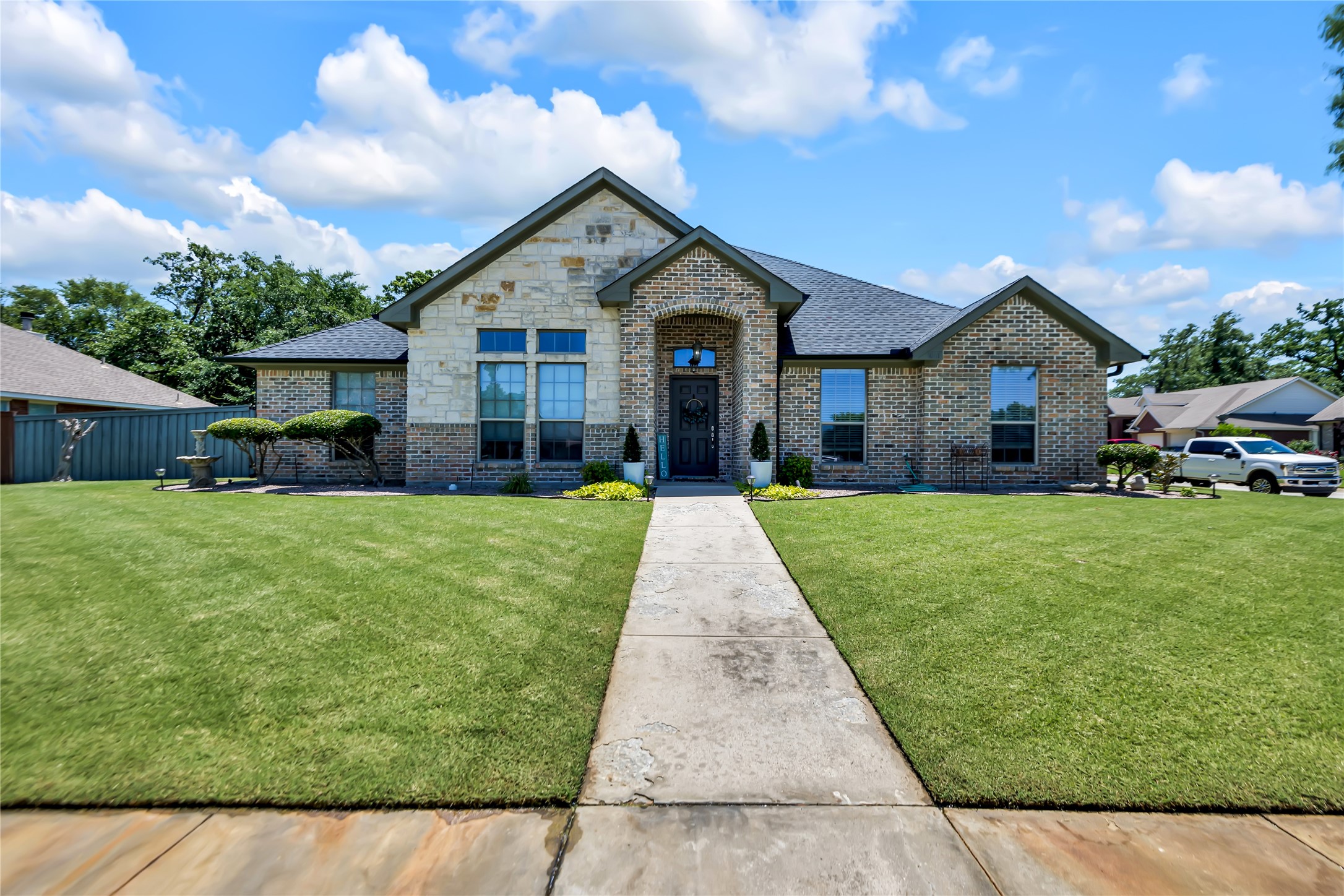 1021 Karen Street Aubrey TX 76227
