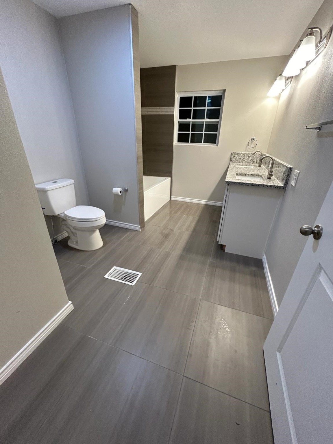 112 Elm Street Roxton TX 75477