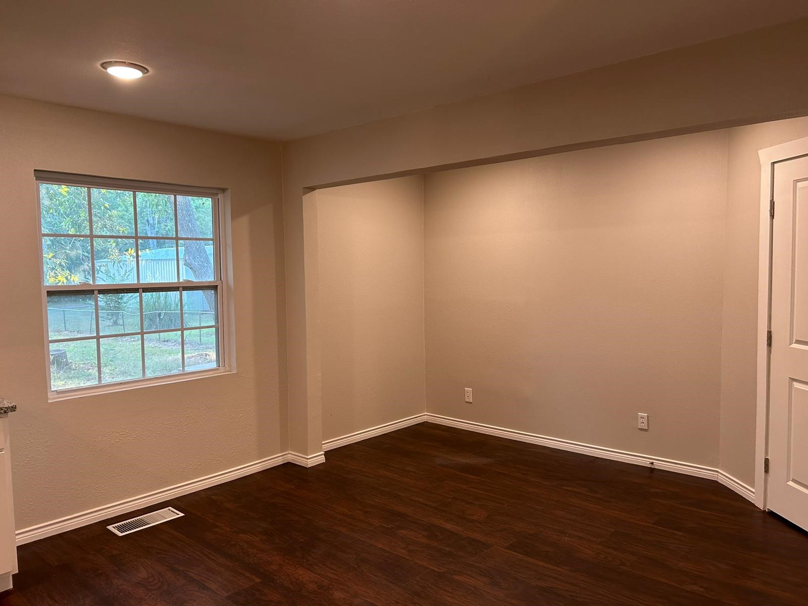 112 Elm Street Roxton TX 75477