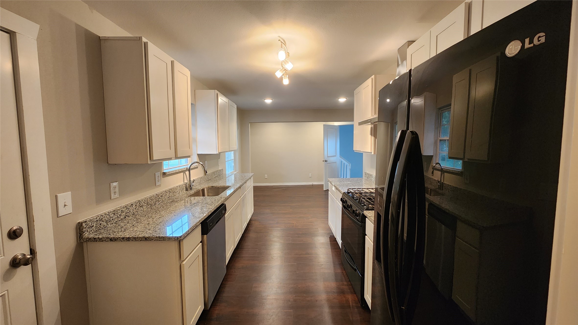 112 Elm Street Roxton TX 75477