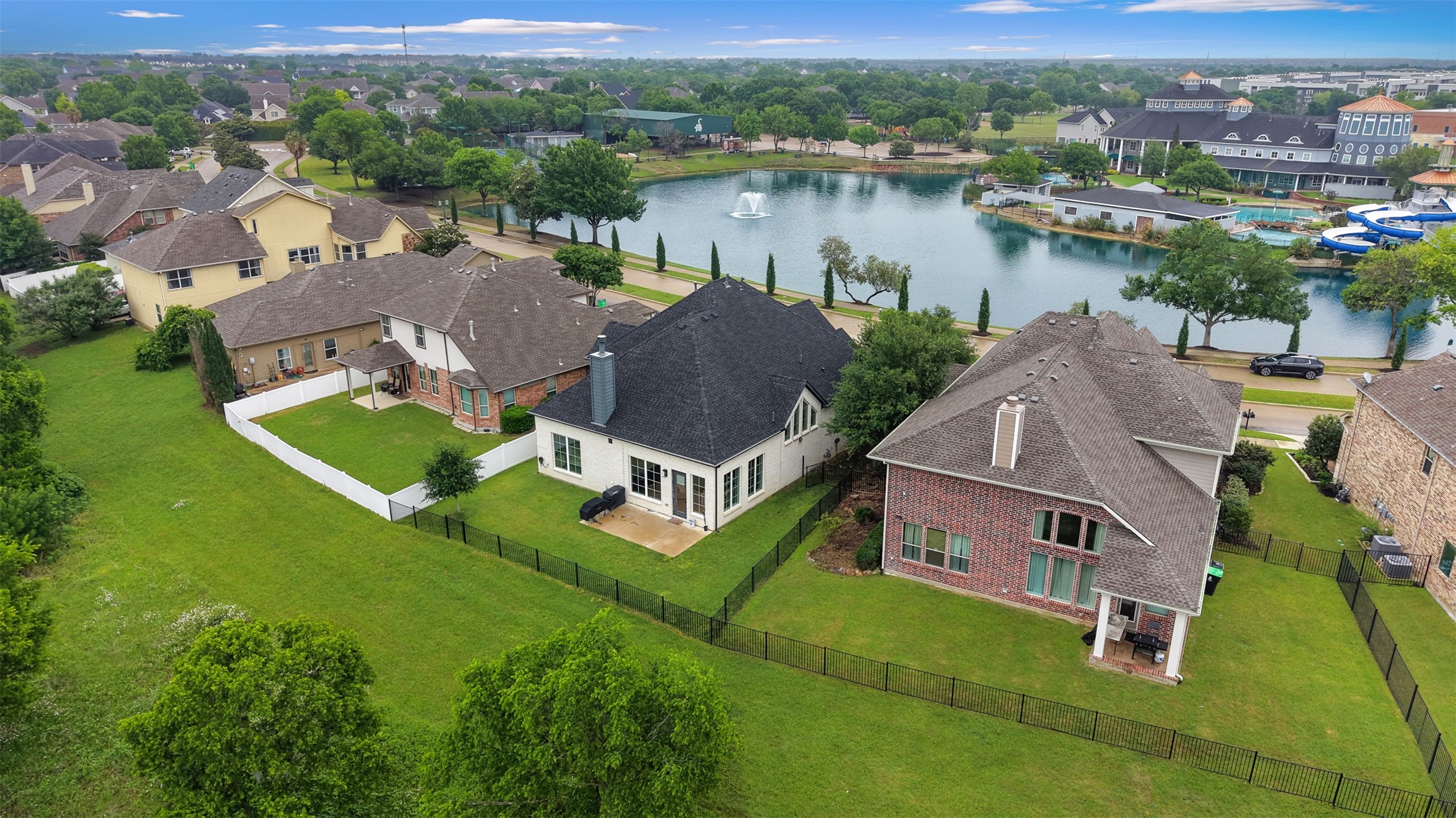 813 Dogwood Trail Aubrey TX 76227