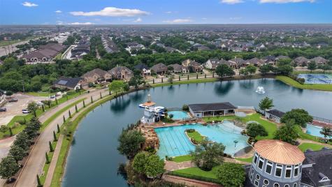 813 Dogwood Trail Aubrey TX 76227