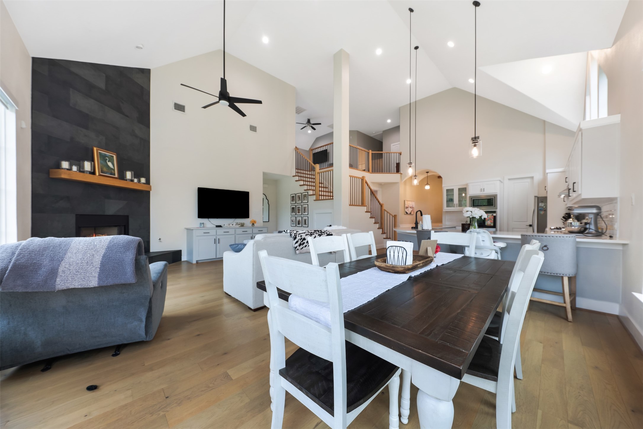 813 Dogwood Trail Aubrey TX 76227