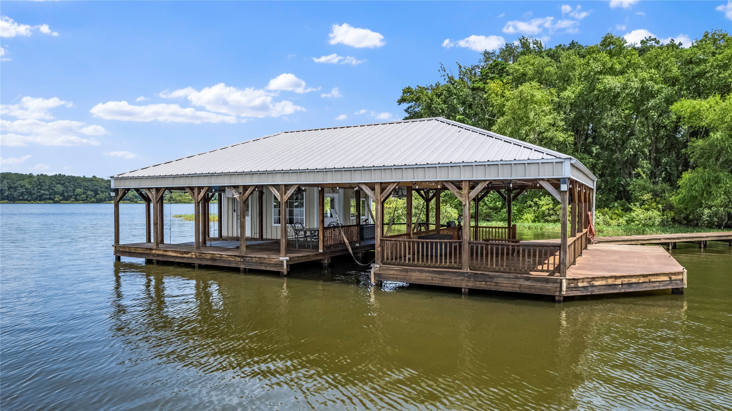 17110 Island Cove Road Arp TX 75750