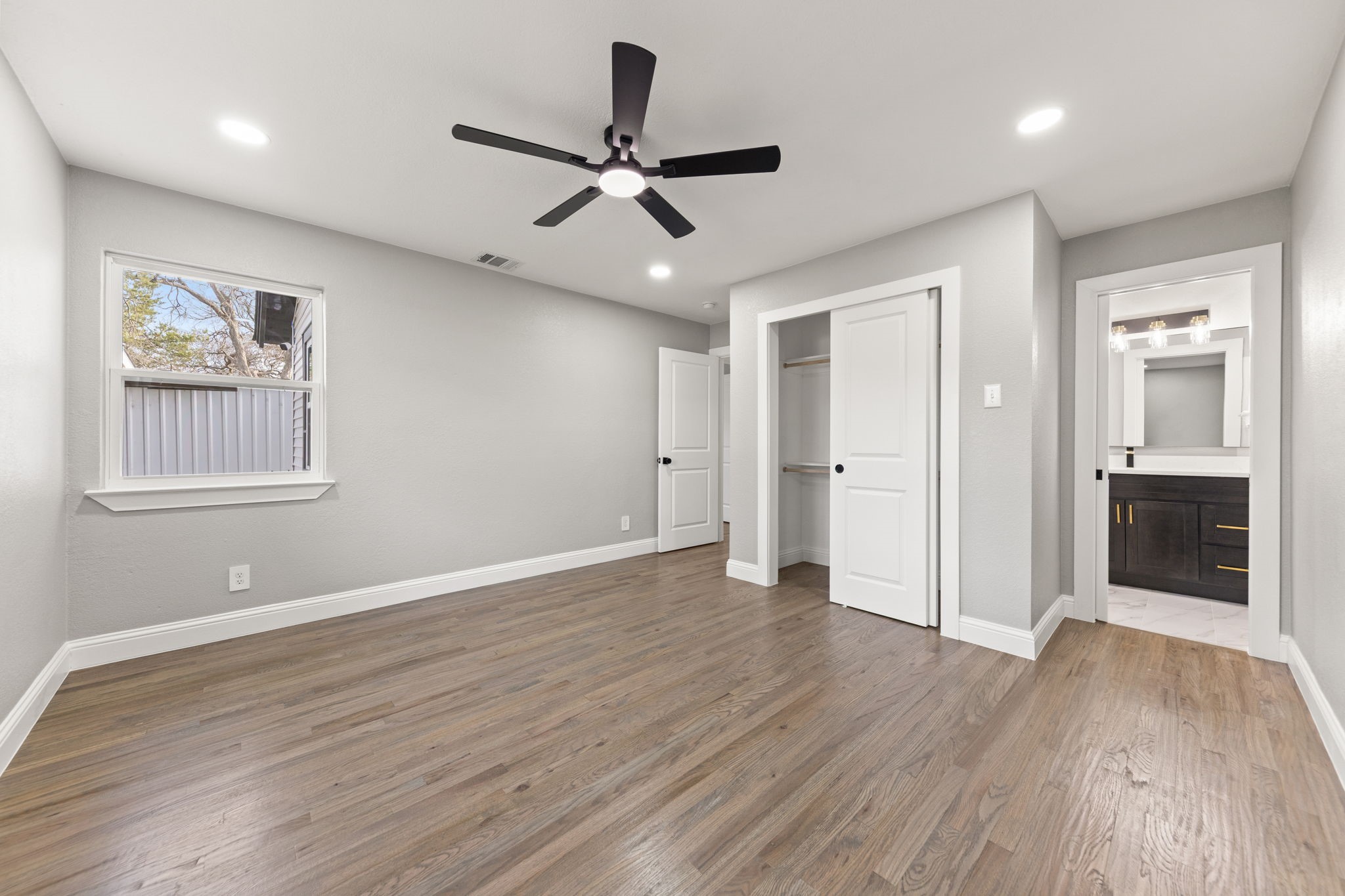 4314 Utah Avenue Dallas TX 75216