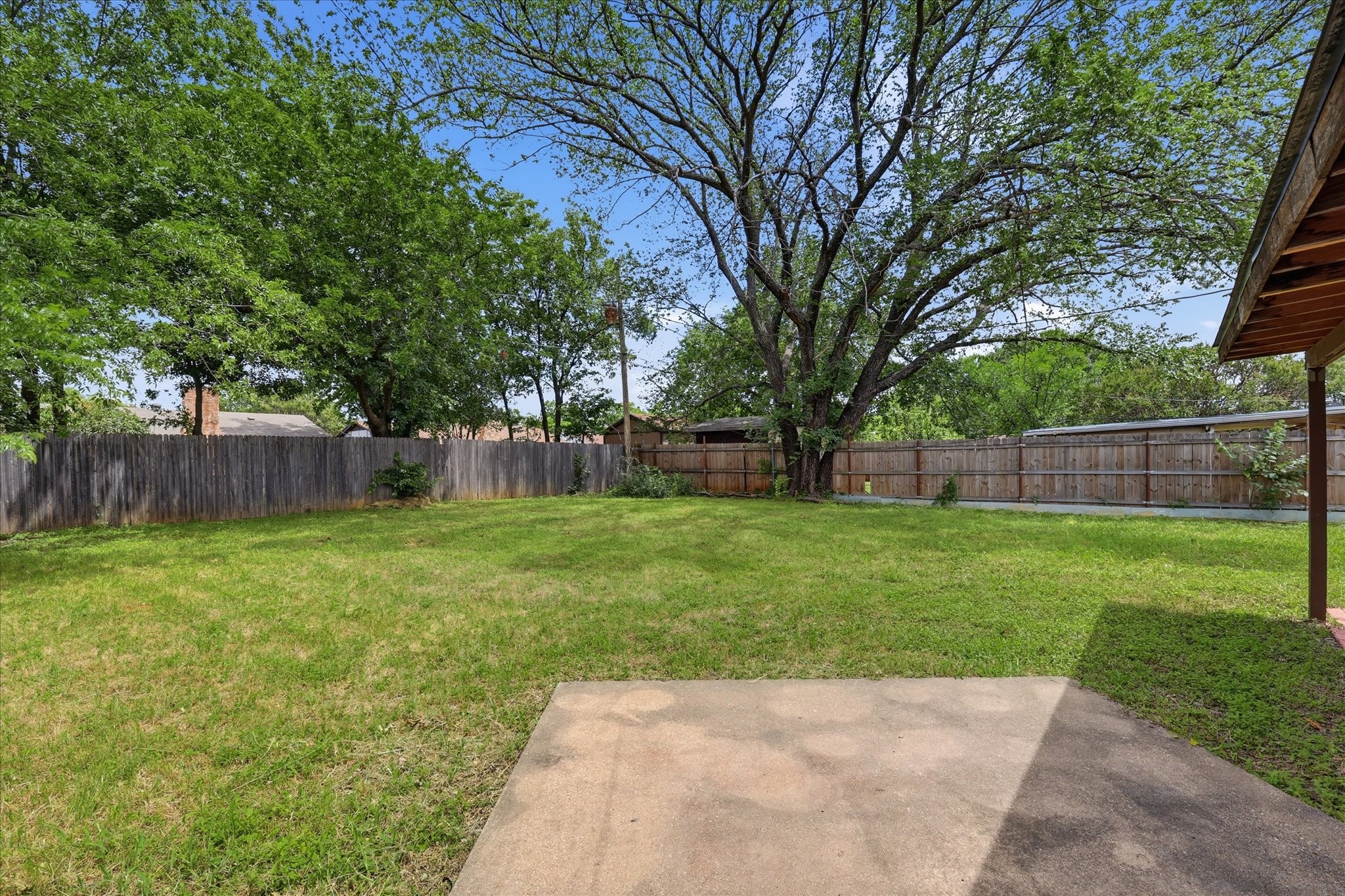 3046 Gene Lane Haltom City TX 76117