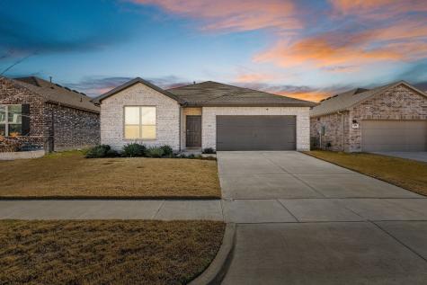 1458 Pleasant Knoll Trail Aubrey TX 76227