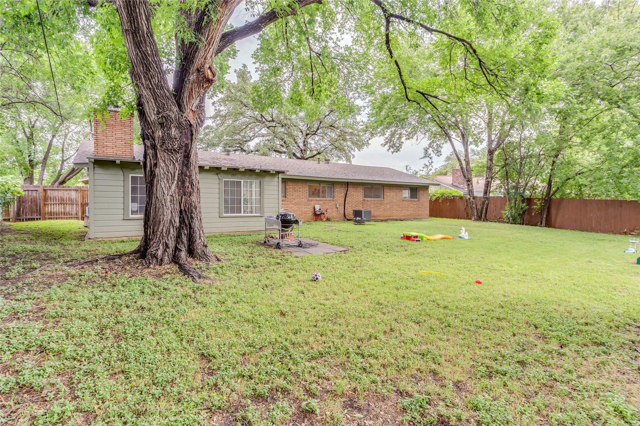 6909 Chickering Road Fort Worth TX 76116
