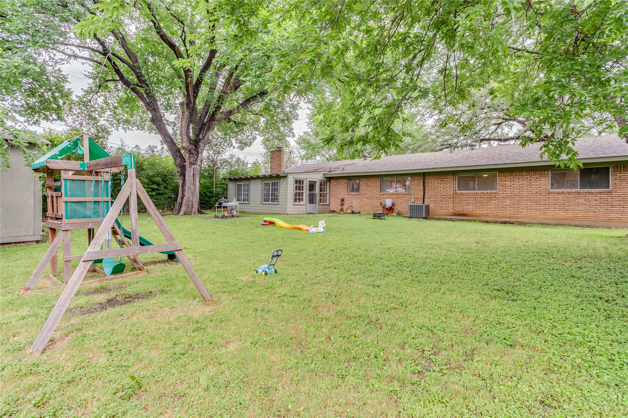 6909 Chickering Road Fort Worth TX 76116