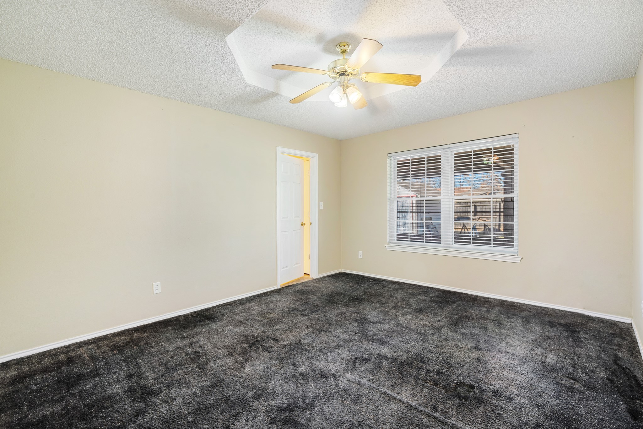 2705 Briarwood Drive Paris TX 75460