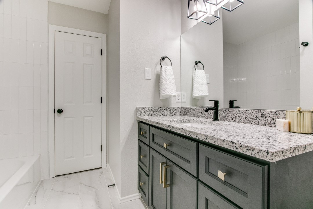 6606 Carriage Drive Colleyville TX 76034