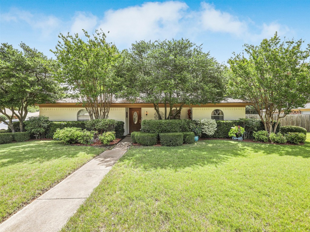 6736 Bartay Drive North Richland Hills TX 76182