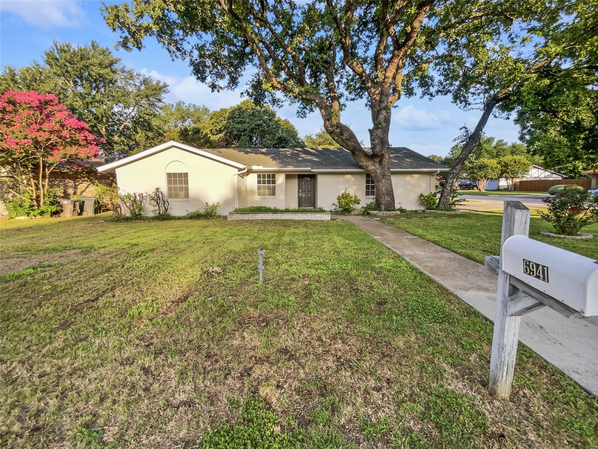 6941 Briardale Drive North Richland Hills TX 76182