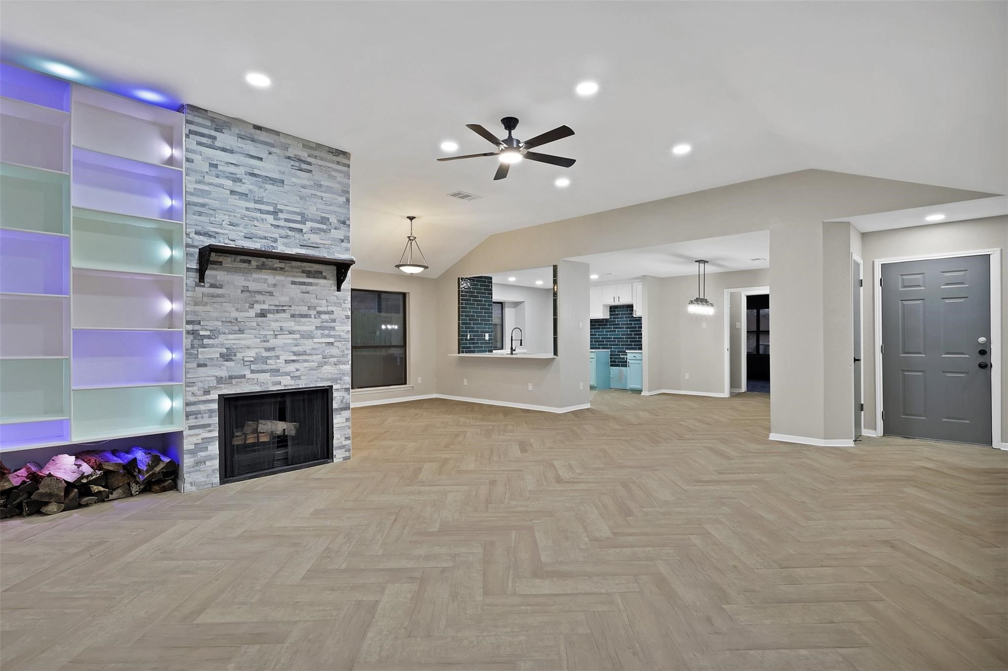 6624 Mattney Drive Dallas TX 75237