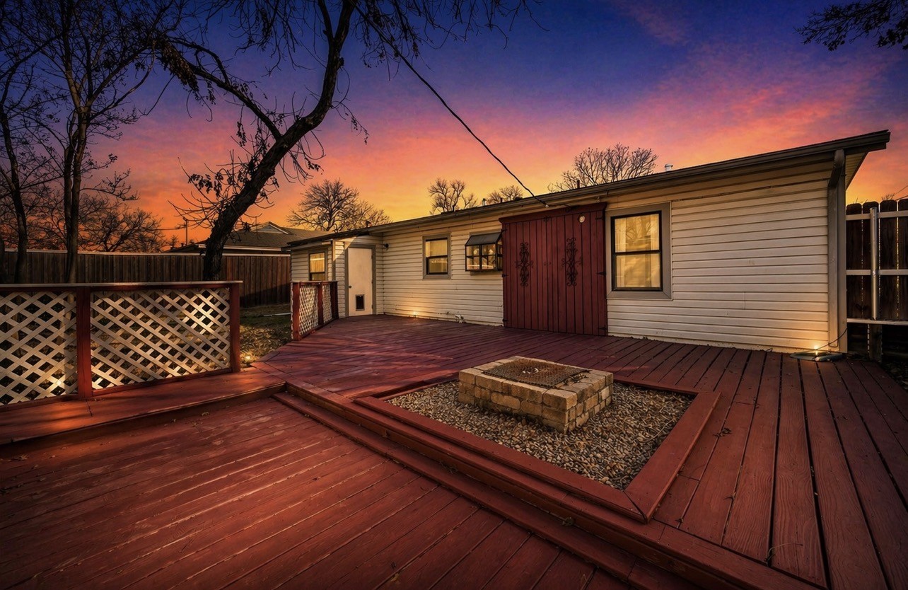 1745 Hilltop Drive Garland TX 75042