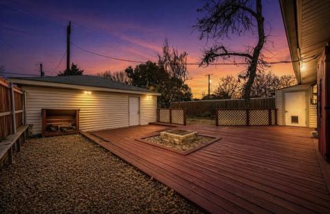 1745 Hilltop Drive Garland TX 75042