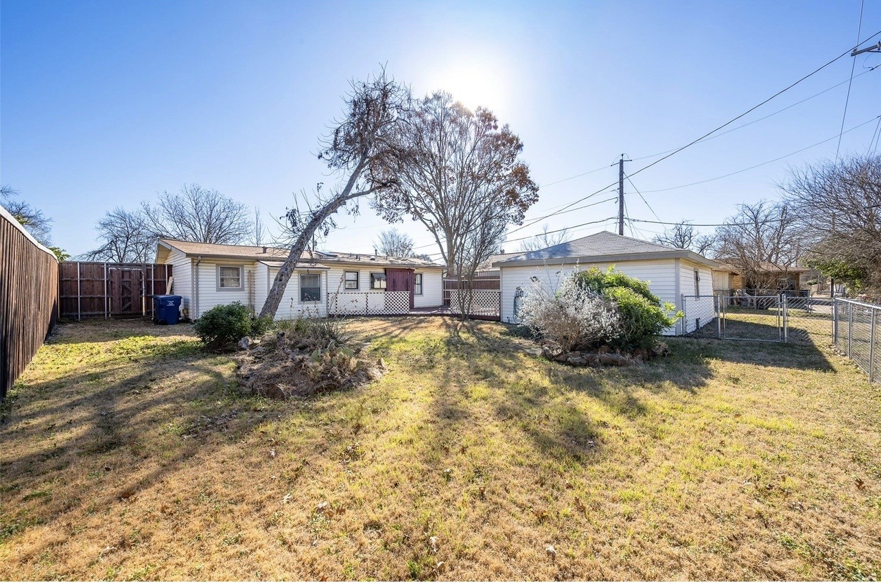 1745 Hilltop Drive Garland TX 75042
