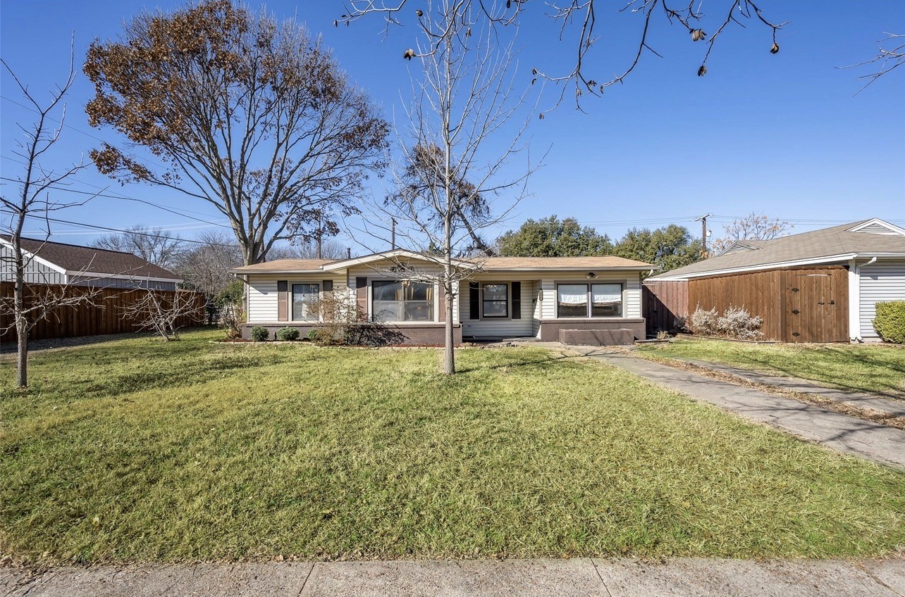 1745 Hilltop Drive Garland TX 75042