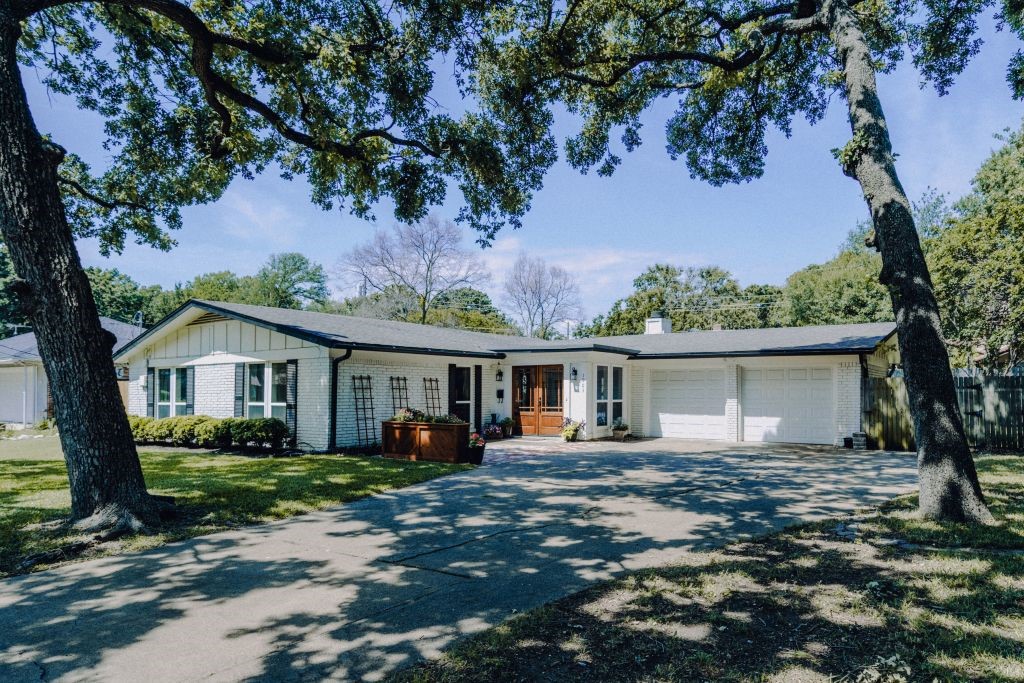 1903 Sunnybrook Drive Irving TX 75061